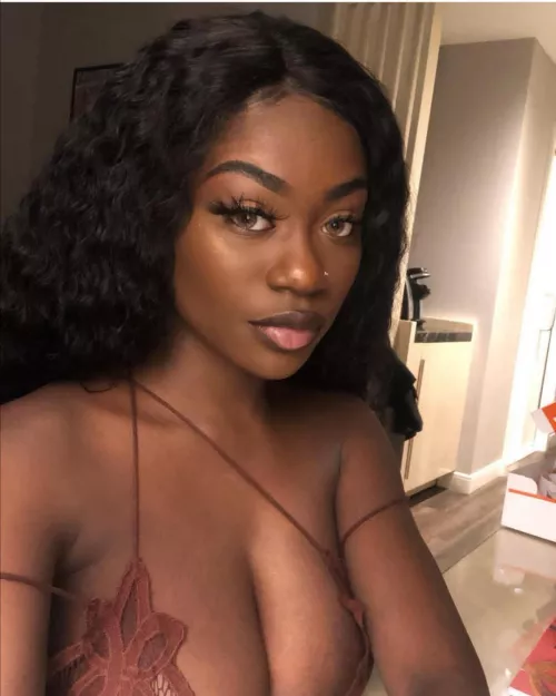 ��@yanjusofine_ by phenomenonbananas