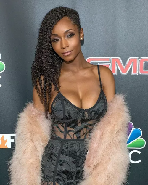 Yaya DaCosta by unoffxcial