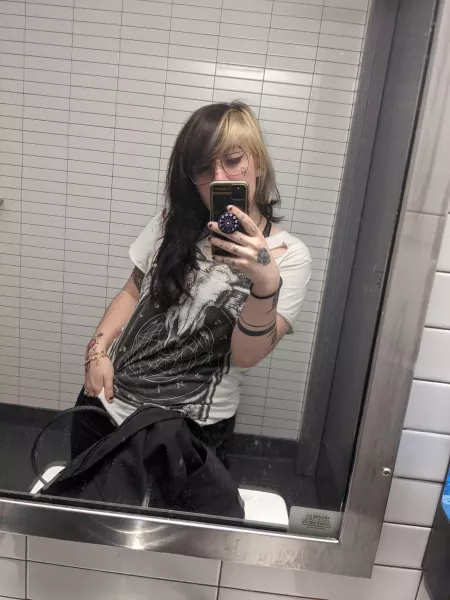 Yello ((: by Moneychode