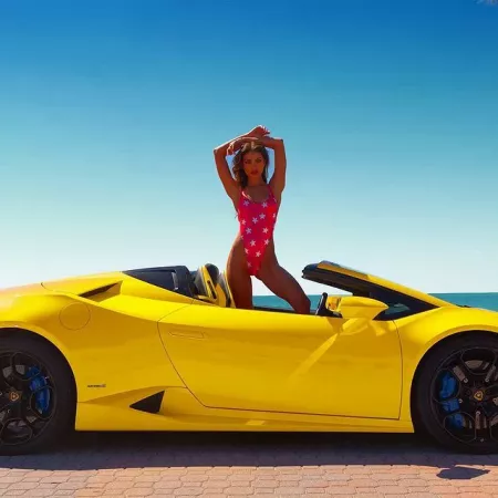 Yellow whip by altbubblr