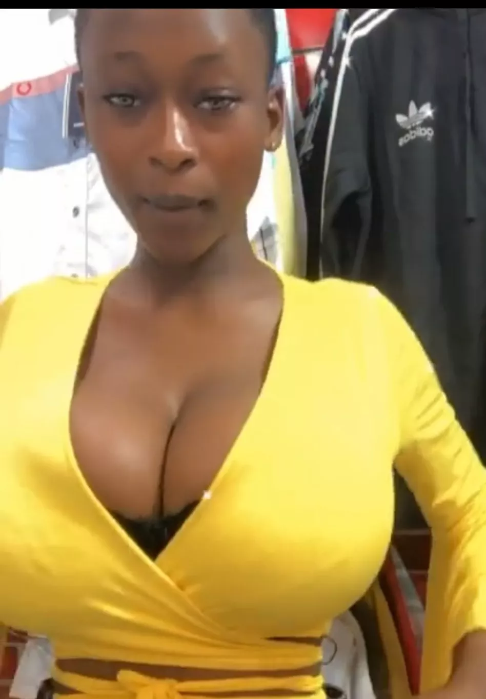 Yellow wrap posted by FizzyOrangeJuice