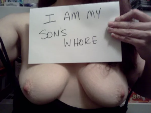 Yes I am by bestMommyEva