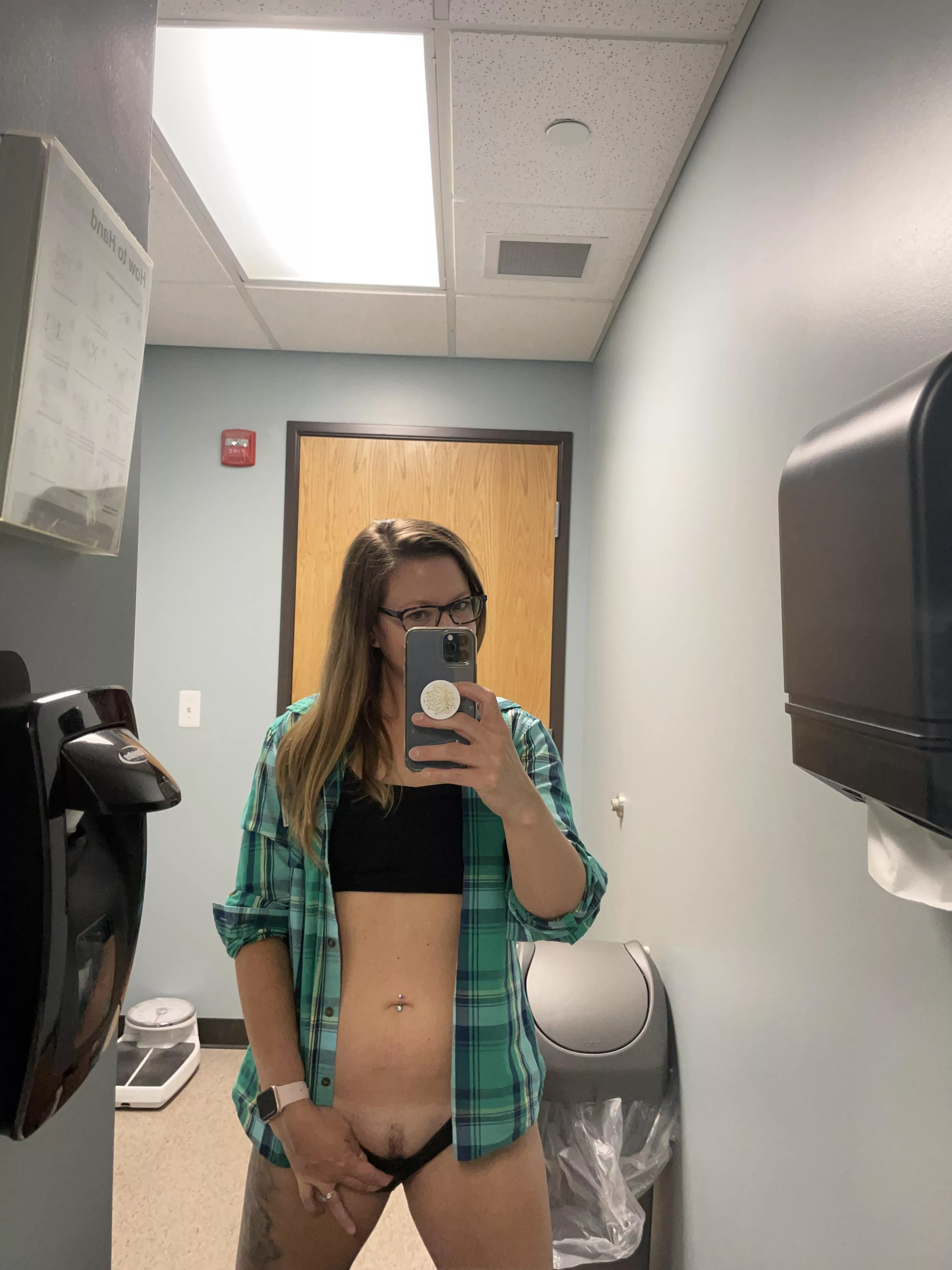 Yes, I’m a bit naughty! Can you handle that? posted by peach-fit03