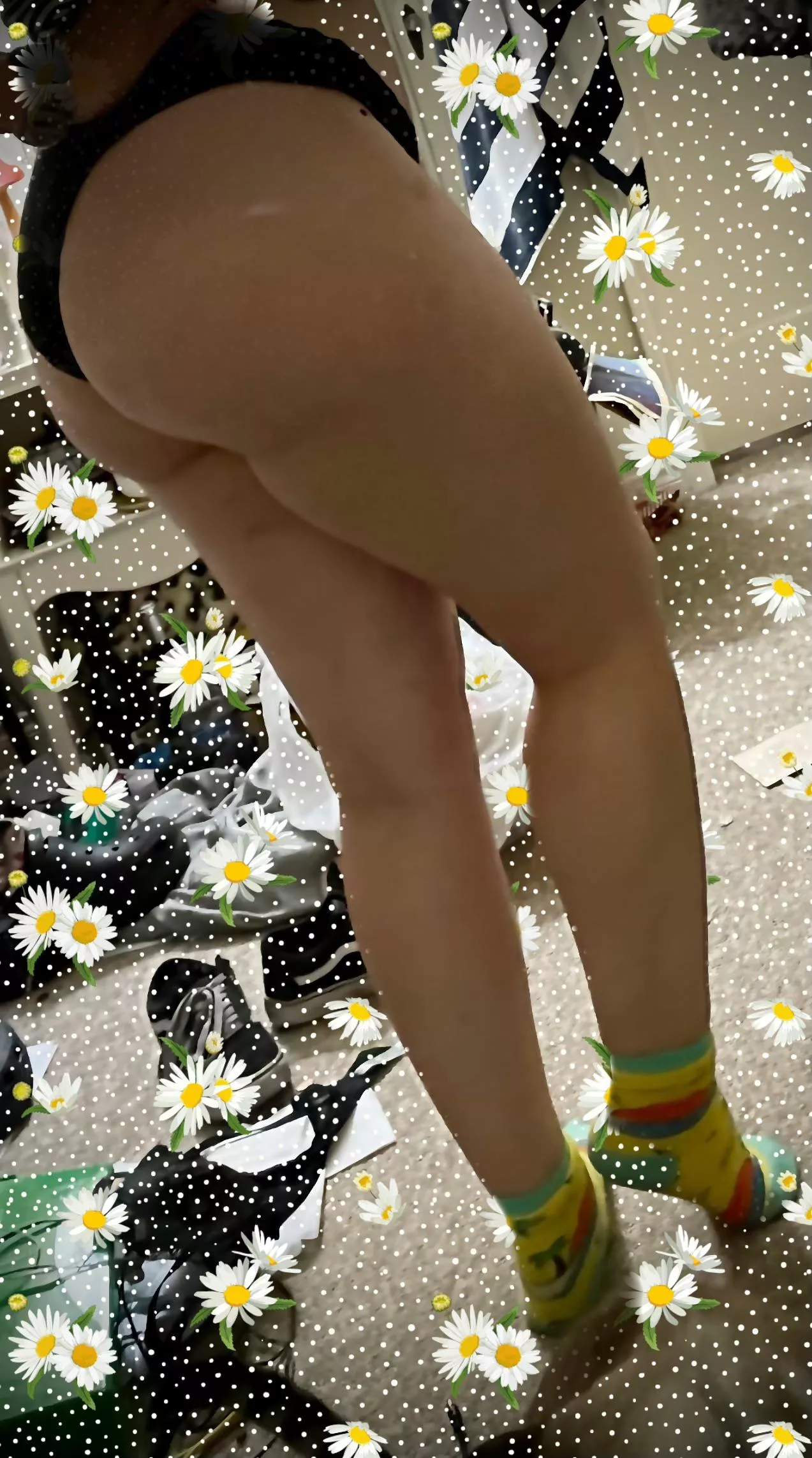 Yes, my room is a total disaster, but I thought my ass looked really nice today~ (f) posted by punk_bopp