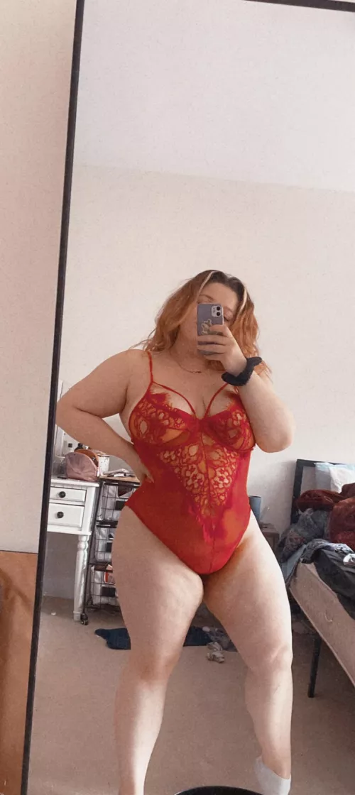 Yes my room is messy, promise I’ll clean it later🙄 by Limabeannn