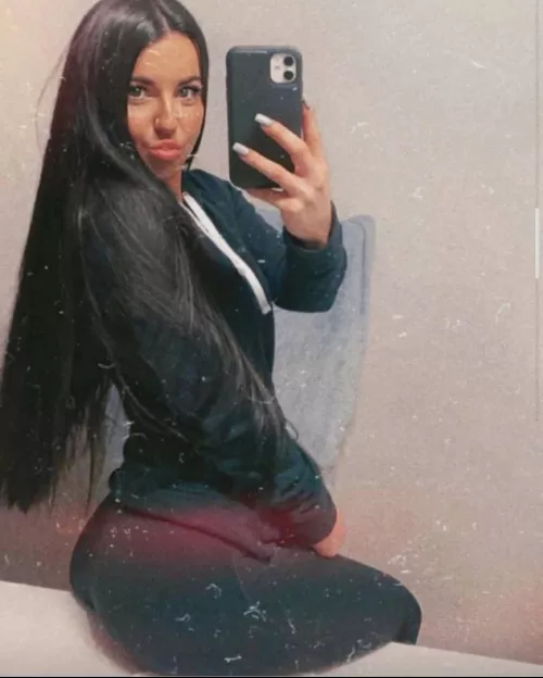 Yoga pants by gootherpan