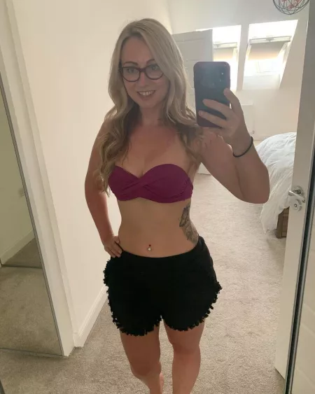 Yorkshire Bikini Stacey by deer_a22