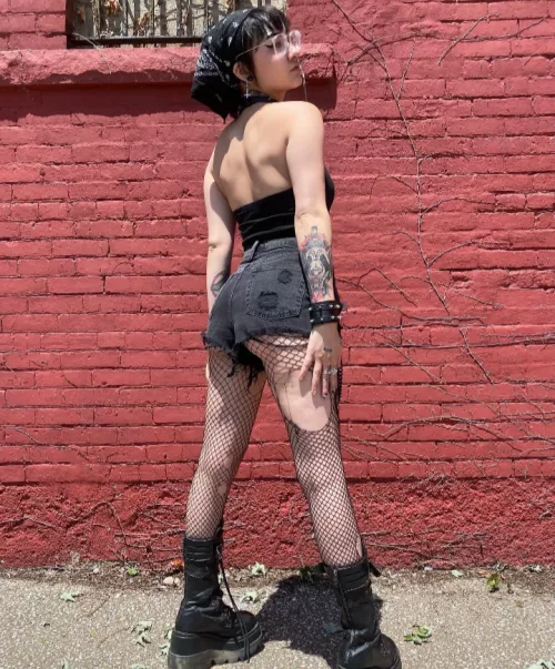 You all like my outfit for the day?? by xoxopandadreamz