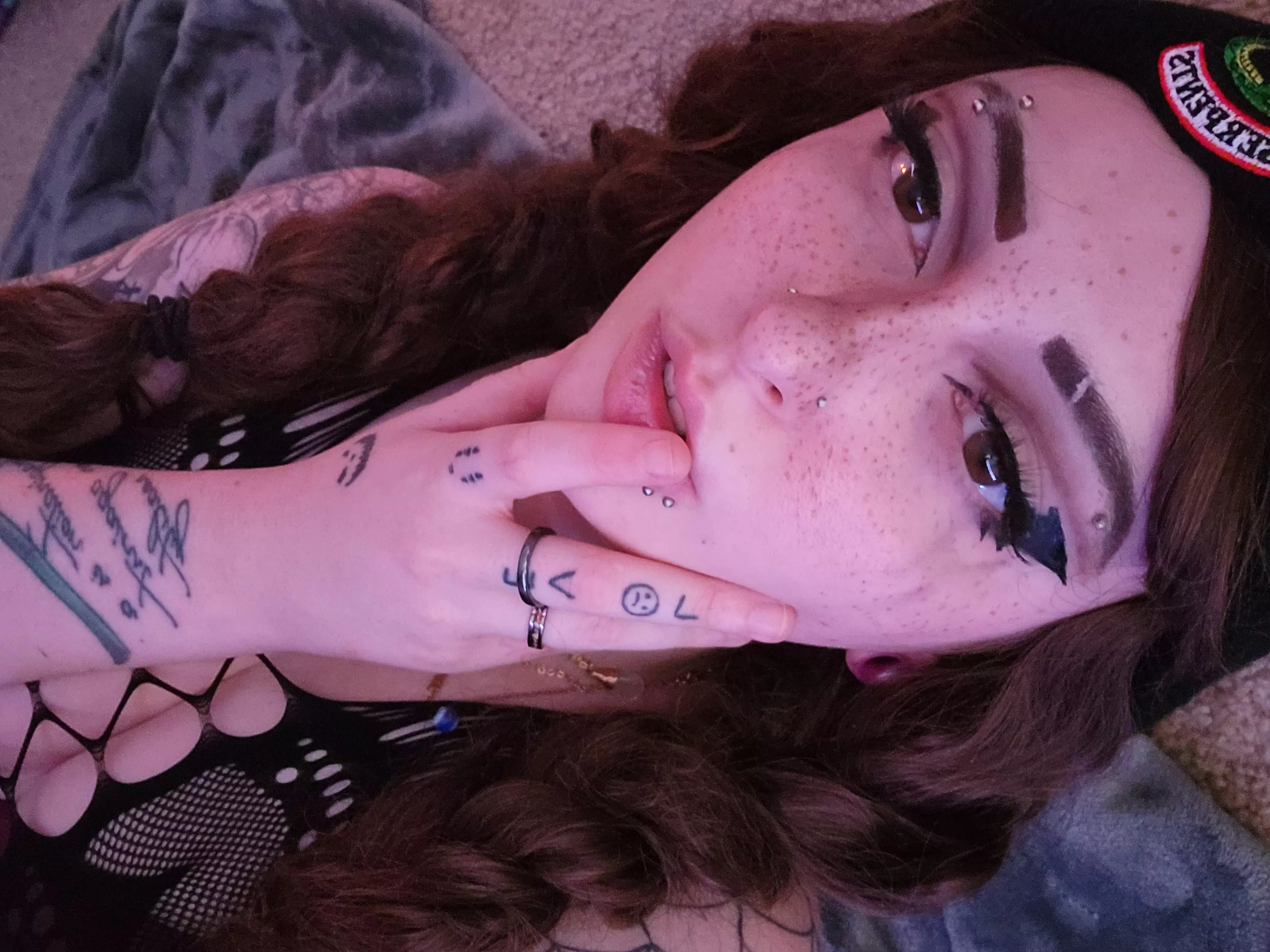 You all want an emogirl until she asks you to grab her pigtails like handlebars 😏 posted by xdream_scapex