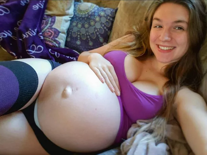 You are all so welcoming here on Reddit 🥺 thanks for the support😍 I'm overwhelmed. Give me some time to figure out how this all works.. will be replying to requests as I can! by wildaprilflower