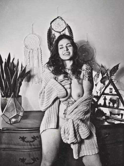 “You are enough to drive a saint to madness or a king to his knees” ❤️ Grace Willows, To Kiss A King ❤️ by Inevitable-Engine727