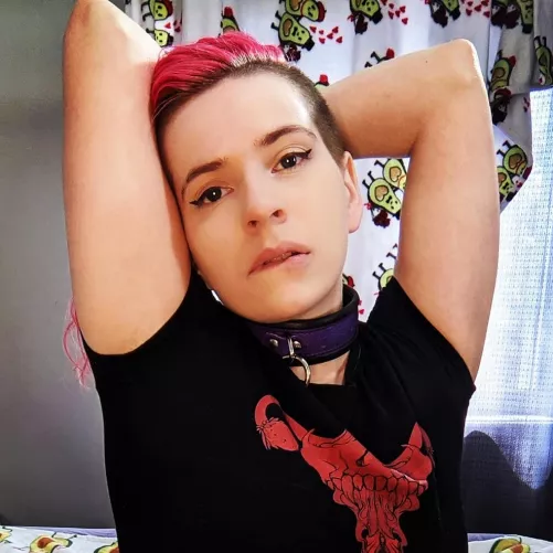 You bite my lip and I bite yours? 👉👈 by Buff_Babbydook