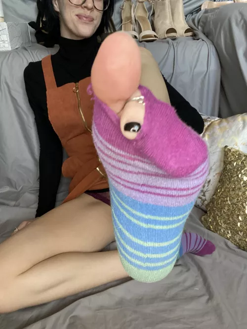 You can have a quick snack then back in my sweaty boots 😍 by feetmaze