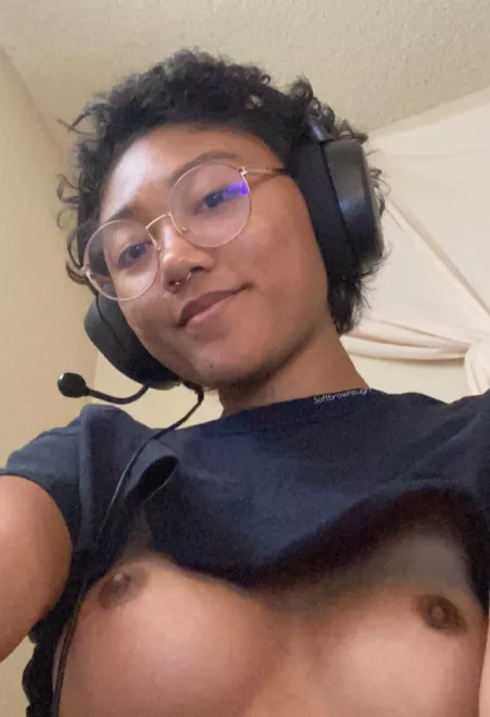 You can lay your head on my lap by softbrownsugrr