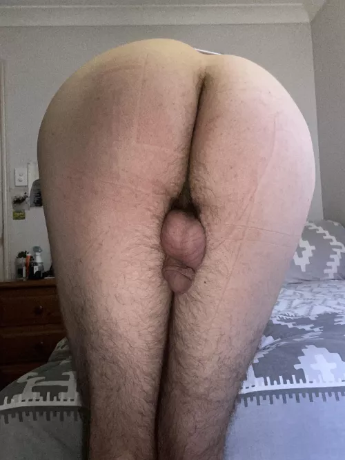 You can look but you can’t touch! 🍑 by Desperate_Middle_568