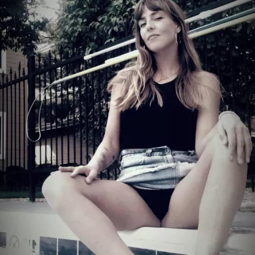 You can see my tattoo on my right hand... my legs are also open, so like married women?🤓🤫😈 by LisaAshlie