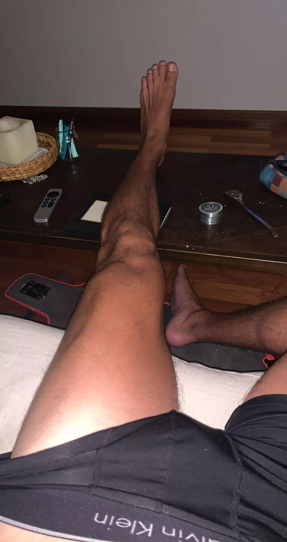 You can see 🍁 on the table 😏🏄🏽‍♂️🔥 posted by External-Sugar8578