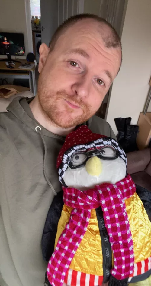 You don’t know about Hugsy, my bedtime penguin pal! by RatArsedTry