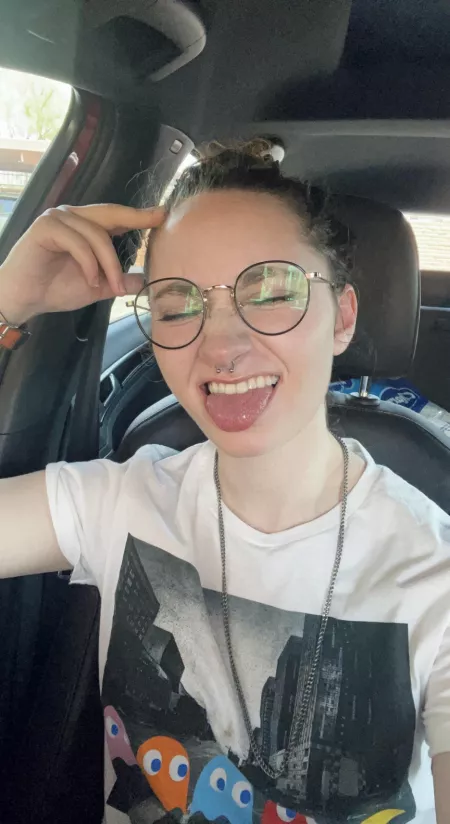 You ever have one of those days where it’s only 12:00 and you already wanna go back to sleep? by twisterlikespie