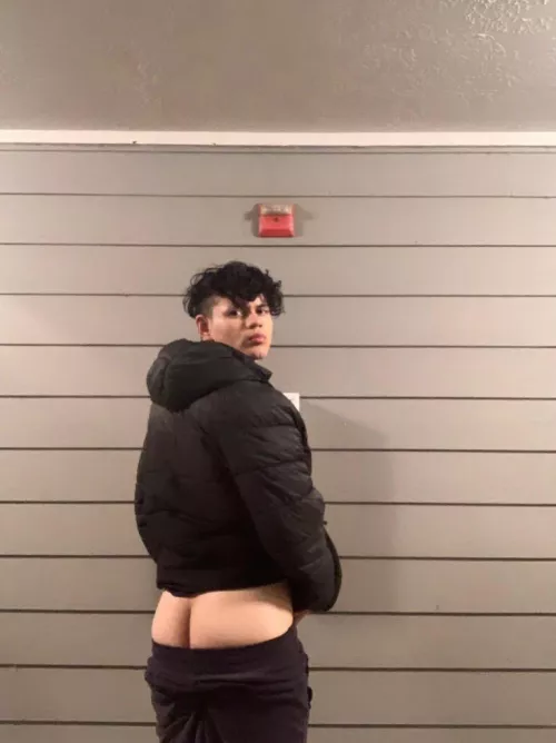 You find me like this do you continue taking it off? by joshuaxzz