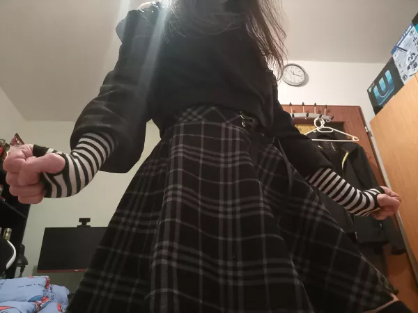 ~ you get picture, I get headpats ~ by FemboyJulian