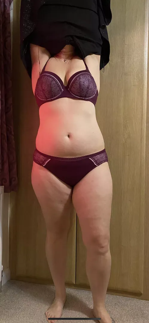 You got to love a matching set x posted by 1980Lizzie80