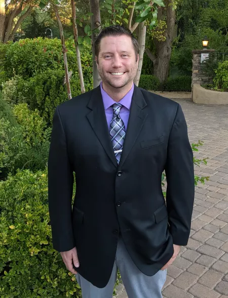 You gotta look good for a wedding by cougarambrose