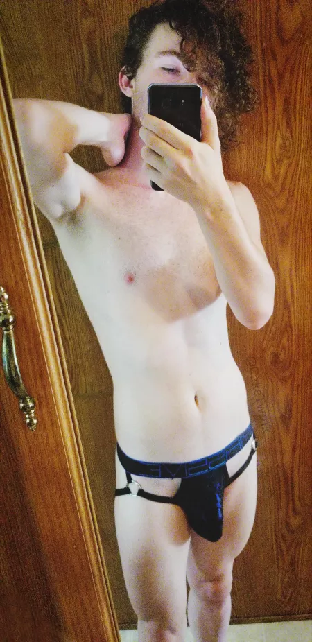 You guys like my new work uniform? by Twink-with-cake