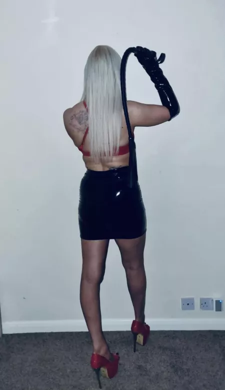 You have a right to be nervous…mistress is just waiting for the right opportunity to strike by sparkly-and-savage