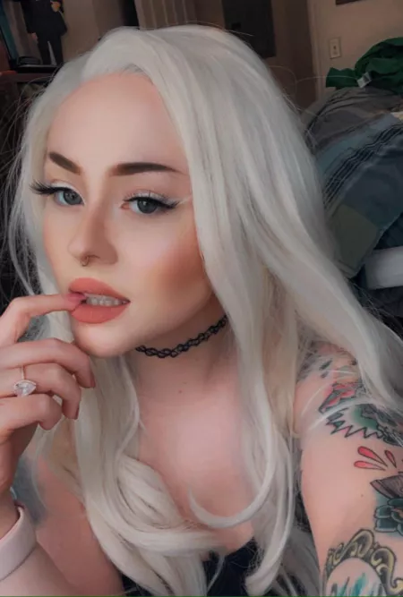 You know where to find me 😘 (hint profile) by SlimKaty4Prez