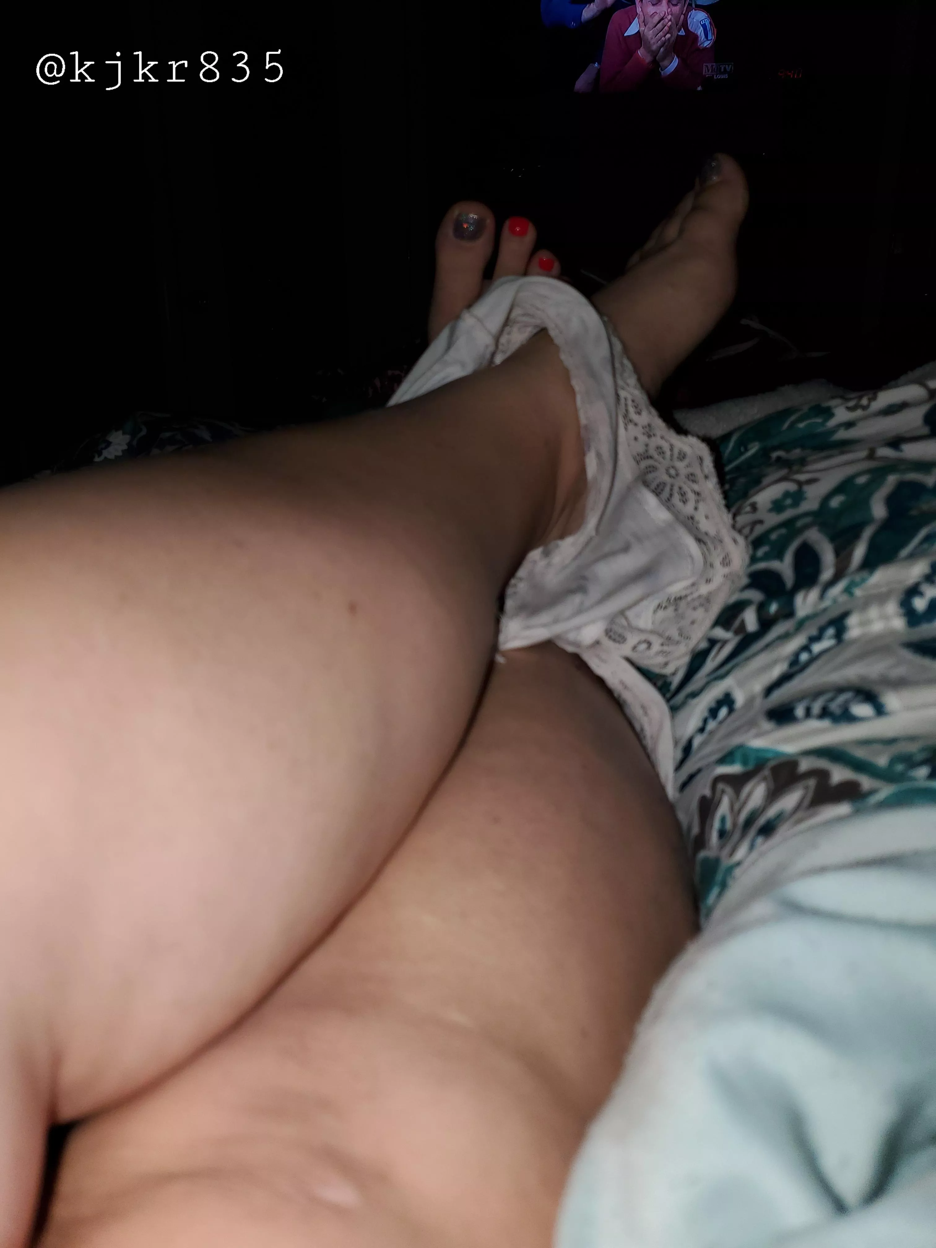 You know you want my dirty panties after working in them all day! 😈 posted by kjkr835