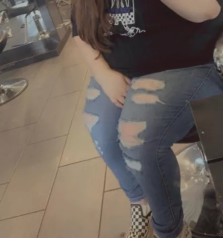 You like how I fill out these jeans?? by lydbaby_