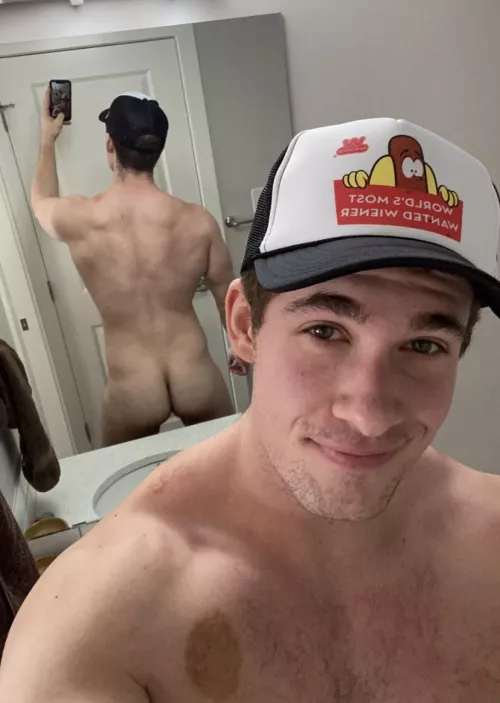 You like my new hat? by Jackpackage71