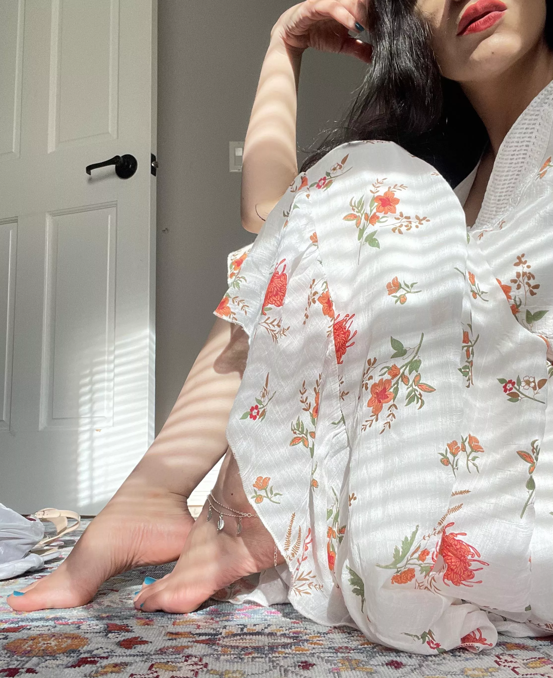 You like them bare and I like them covered in your saliva 👅 posted by mXdChai