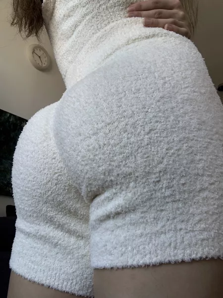 you likem fuzzy? by therealburburbutt