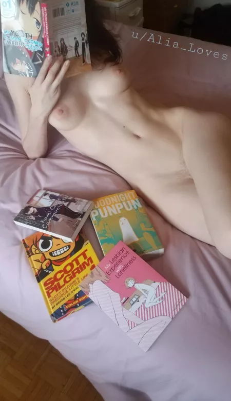 You mean there are people out there who DON'T read naked in bed?? by Alia_Loves