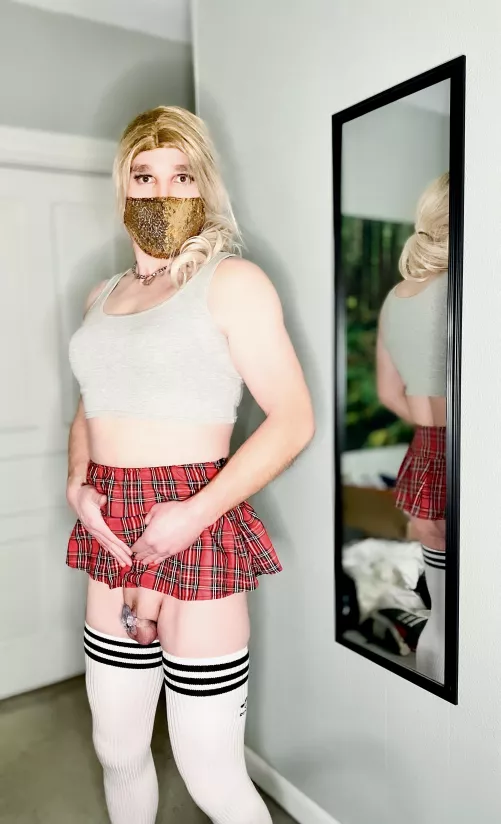 You need a bad girl to blow your mind by SissyBarbieGirl