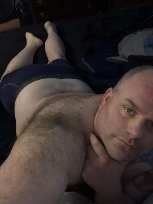 You rub my back and then I’ll rub yours. by thickeri