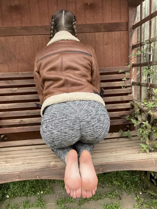 You should come over and lick them!👅 by BabeBarefoot