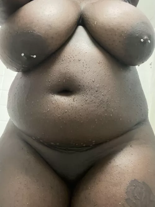 you still full or do you want some freshly waxed pussy for dessert? by eristhestrifequeen