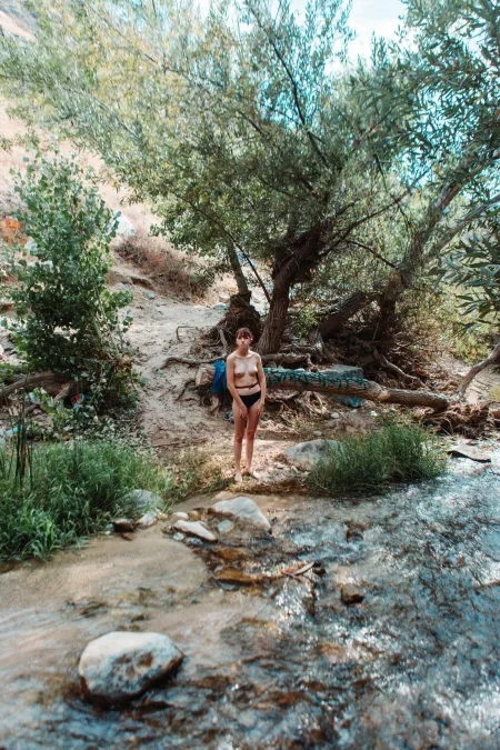 You think imma walk thru that cold water.... by bleedingpoppies