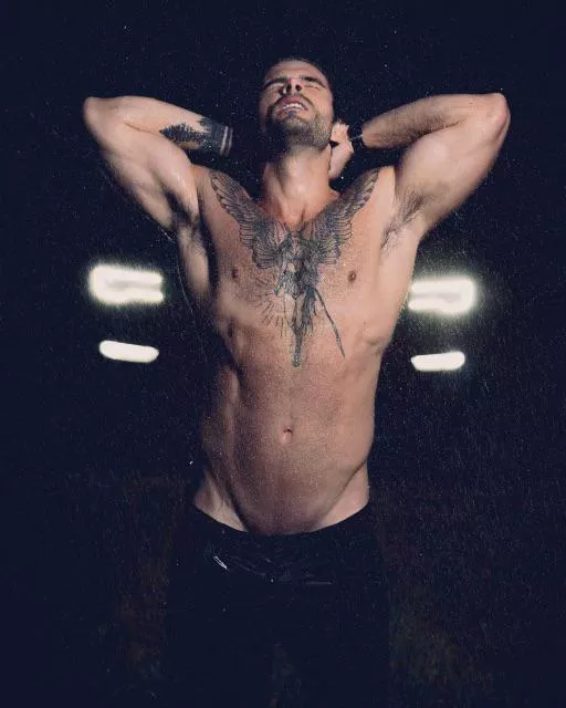 You think you could take it ? ;) posted by kinkybradpitt