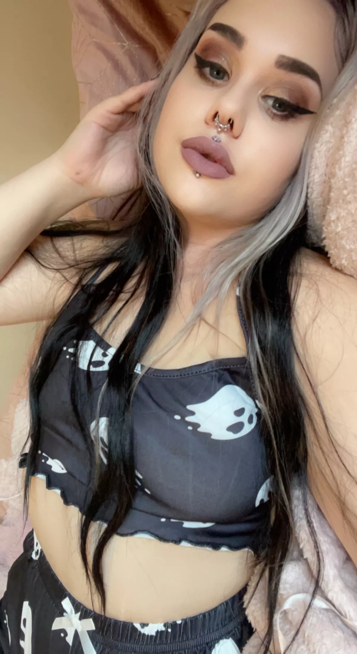 You wake up after a nice long sleep and see me, what’s your first thought? posted by BimboGothQueen