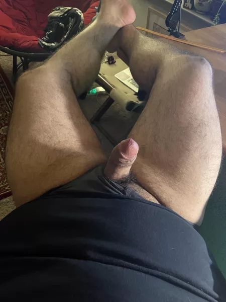 You walk in and daddy is posted up like this wyd by kudapig