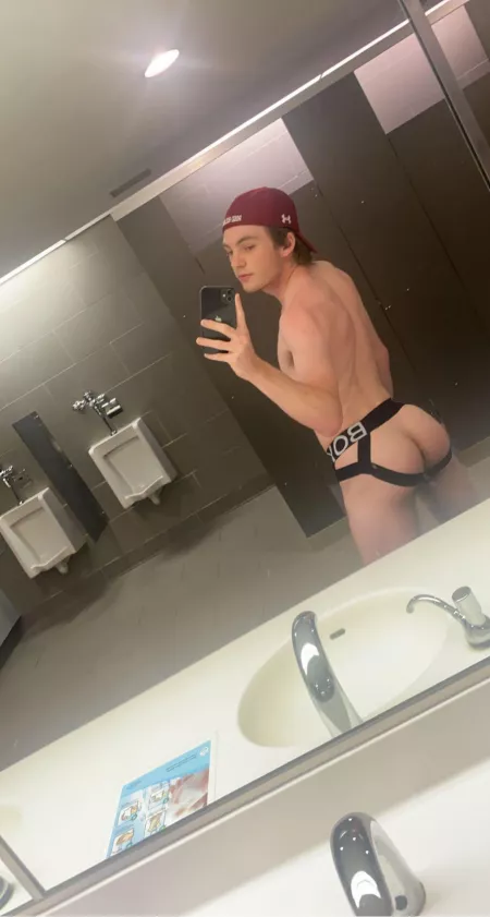 You walk in on this… what would you do to me? by sirmondo2020