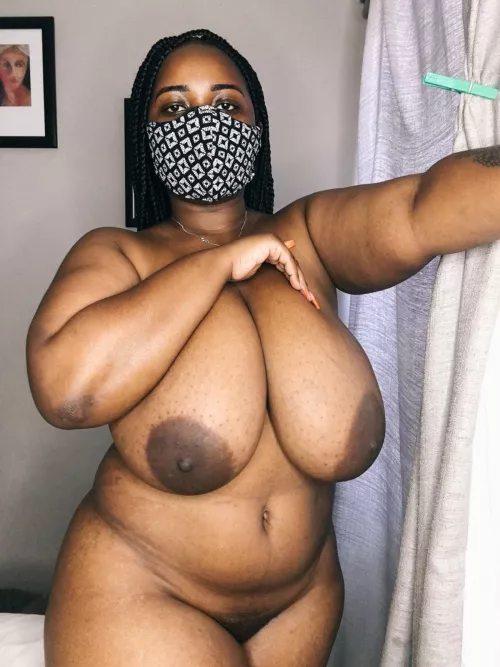 You wanna grab a handful? by Milkshake_samme