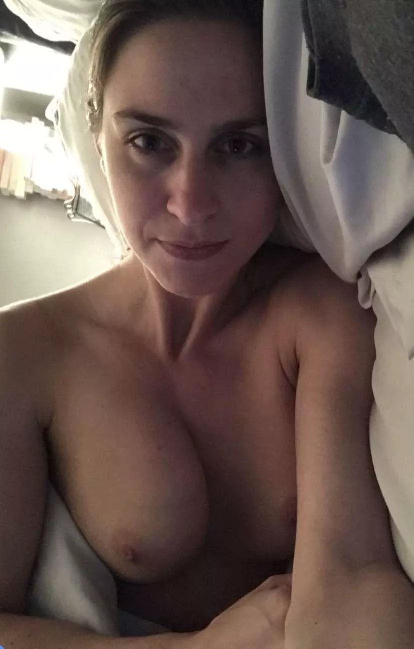 You were all so nice! Here’s another picture. Thank you so much!! ;) (f) posted by lovethatyogurt