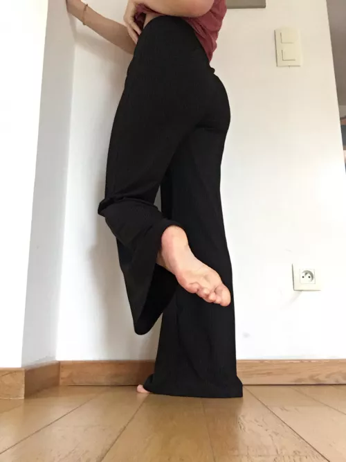 You’d do anything for me .. from swallowing my spit to giving me your wallet ✨👑 by Sachafeet