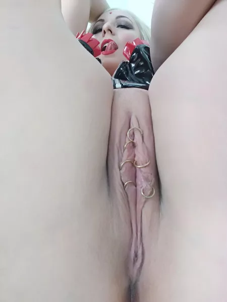 Youe desser is ready. Lick it by aryagraander