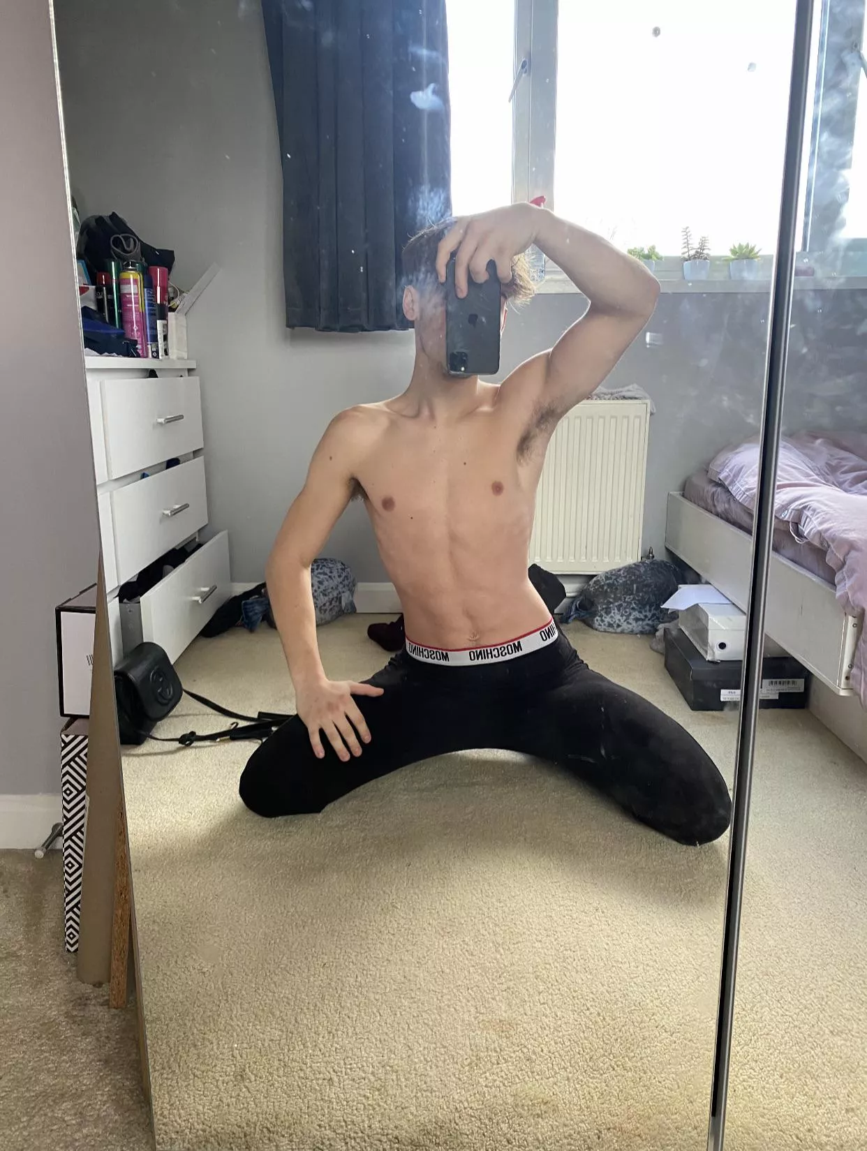 You’ll have to excuse my dirty mirror posted by primarycharger